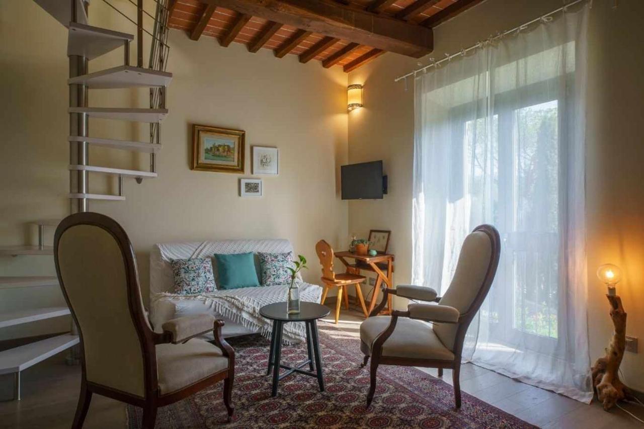 Bed and Breakfast Alba Morus Bed E Breakfast Sentiti A Casa Nel Cuore Della Toscana à Arezzo Extérieur photo